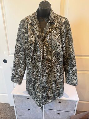 dennis basso Black and Green Printed Button-Front Jacket